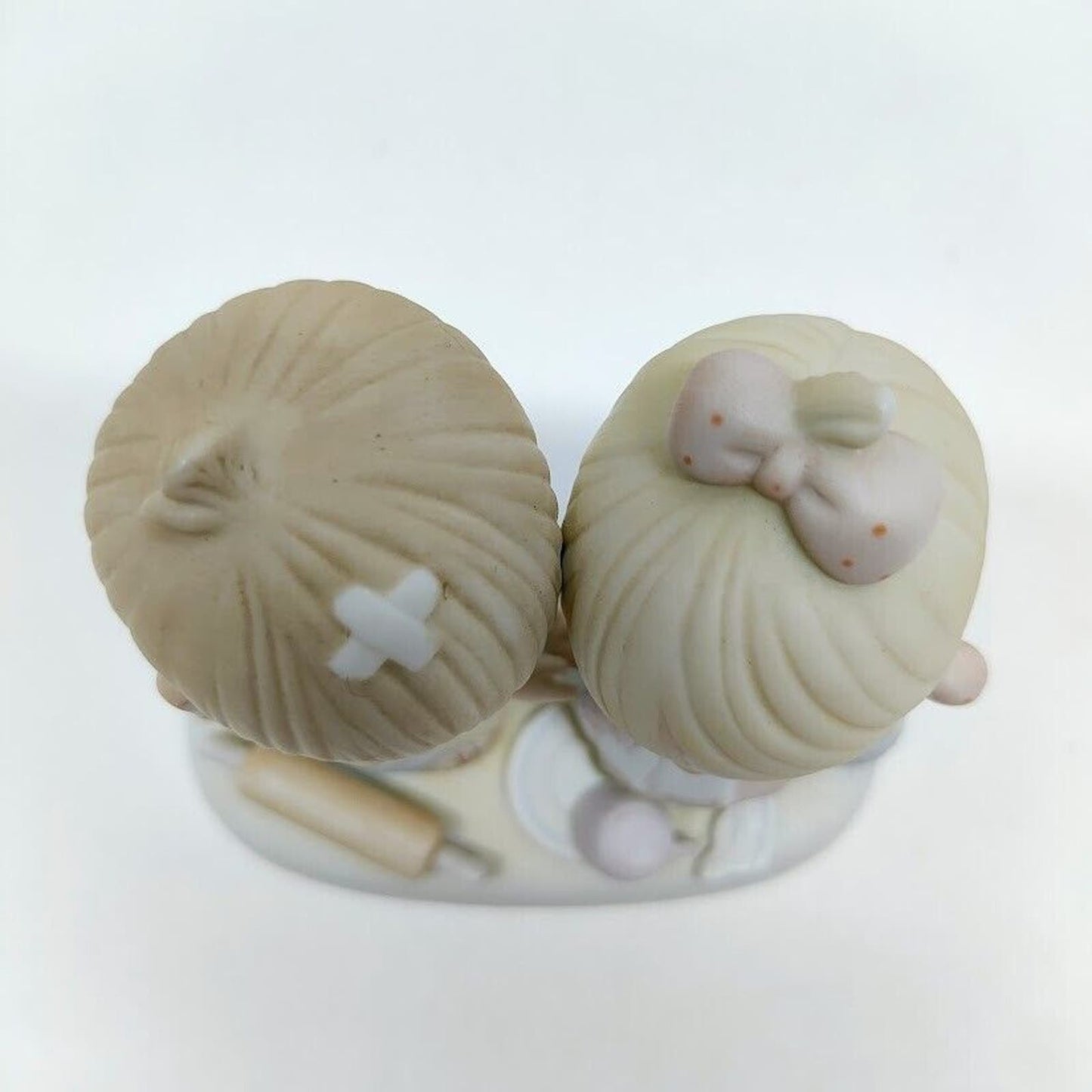 Vintage Precious Moments Forgiving is Forgetting E-9252 Ceramic Figurine Enesco