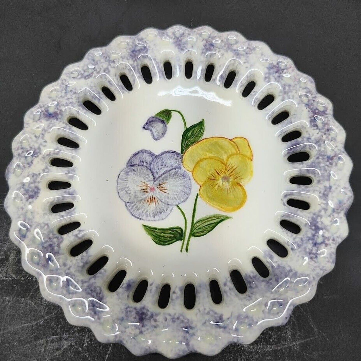 Lot of 5  Small Vintage majolica Plate Hand Painted Floral Lattice Rim Italy