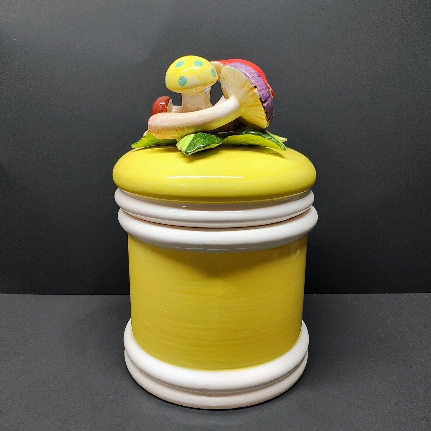 Vintage Seymour Mann Ceramic Mushrooms Biscuit Jar Large Canister Pottery Japan