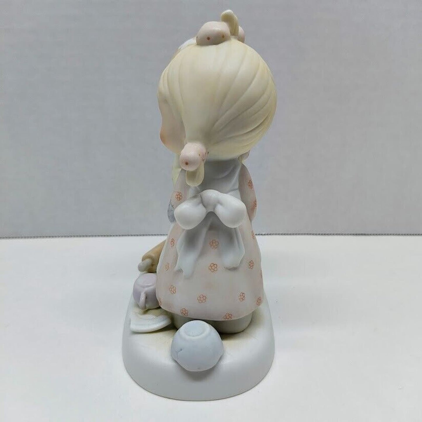 Vintage Precious Moments Forgiving is Forgetting E-9252 Ceramic Figurine Enesco