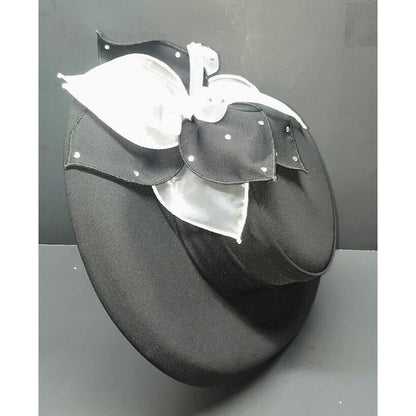 She's Line New-York Women Hat Black W/ Side Black and White Bow Pre-Owned w/ Tag