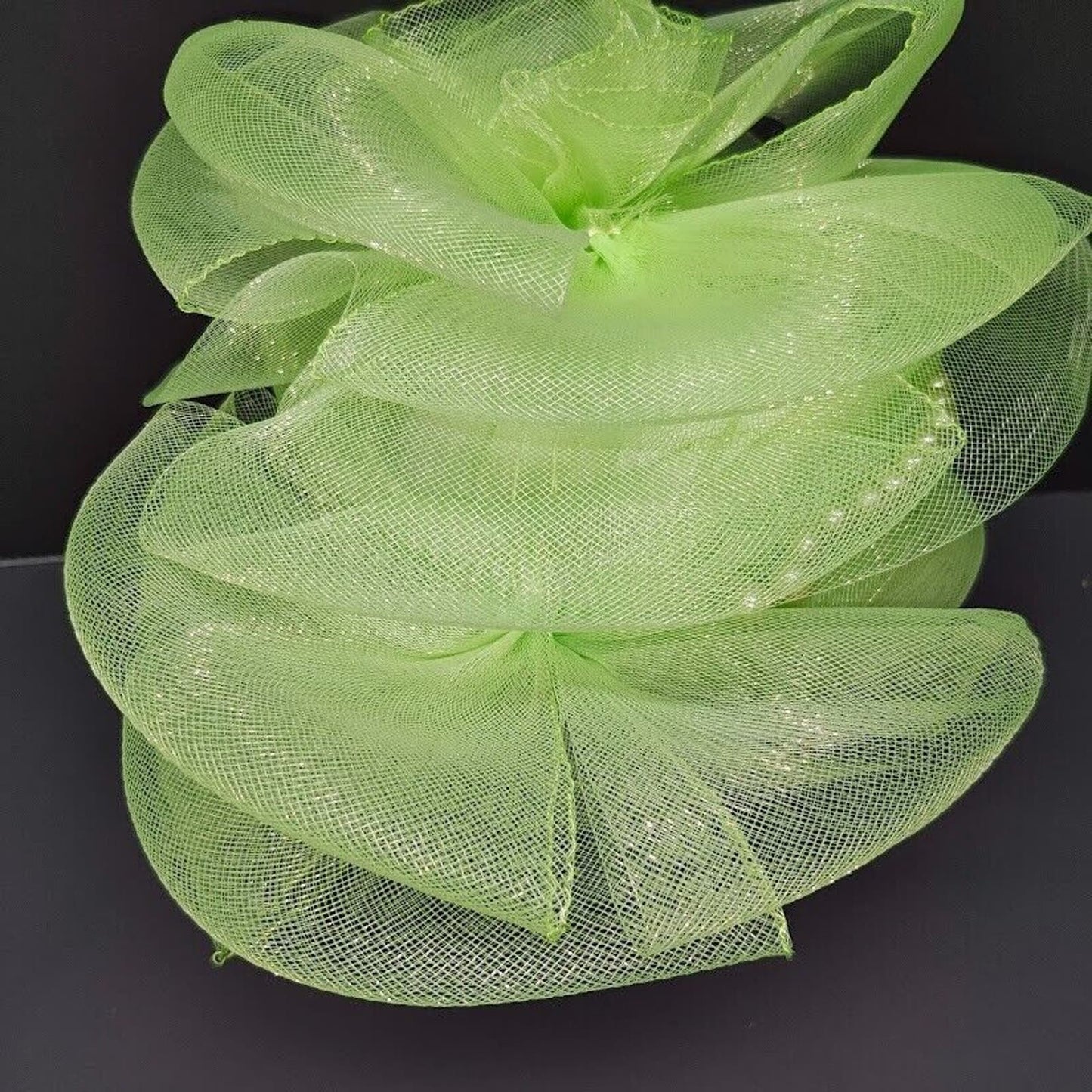 Women's Green Chiffon & Pearl Fascinator Hat Derby Hat