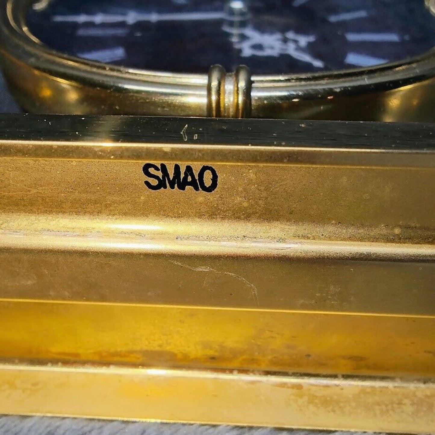 Vintage Seiko Quartz Lucite and Brass Desk Mantle Clock QQZ337S Made in Japan