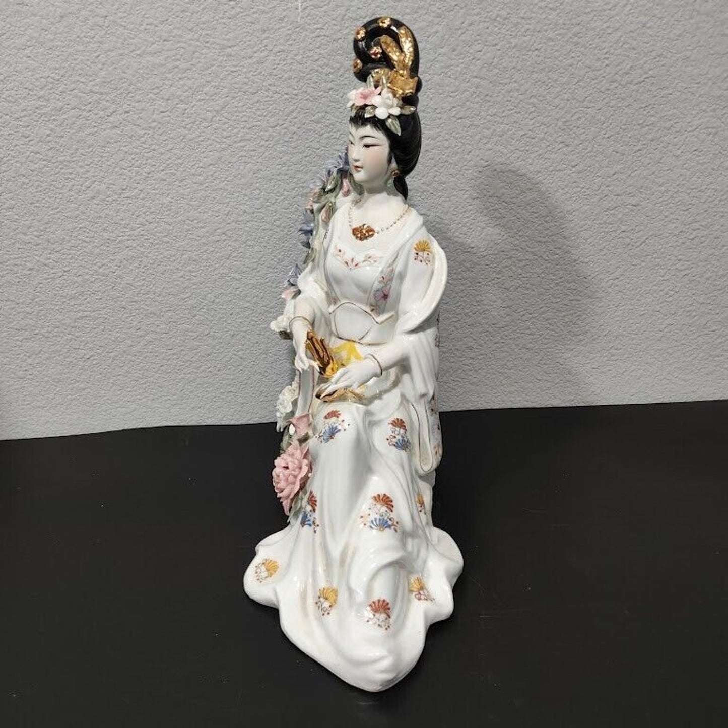 Japanese Geisha Porcelain Figurine Statue Floral Collectors Item. Dimensions 16”