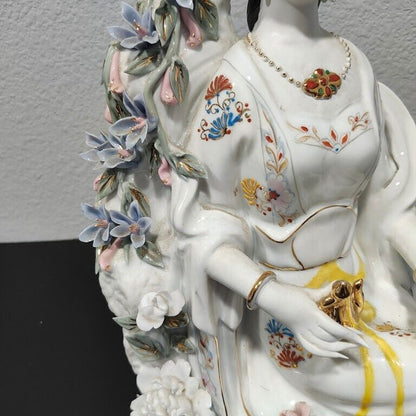 Japanese Geisha Porcelain Figurine Statue Floral Collectors Item. Dimensions 16”