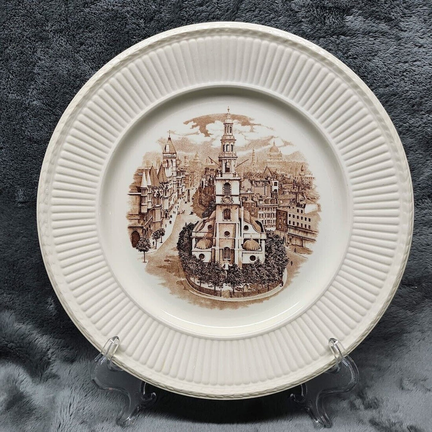 Lot Of 4 Wedgwood Old London Views Collector Plates 1st edition 1941