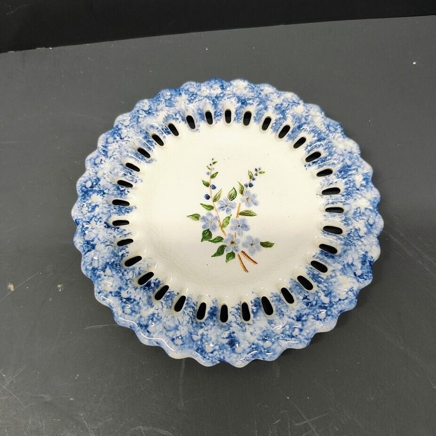 Lot of 5  Small Vintage majolica Plate Hand Painted Floral Lattice Rim Italy