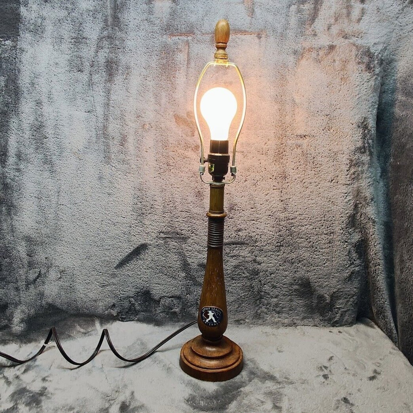 Little League Baseball Bat table Lamp 25 Inches Hard To Find!