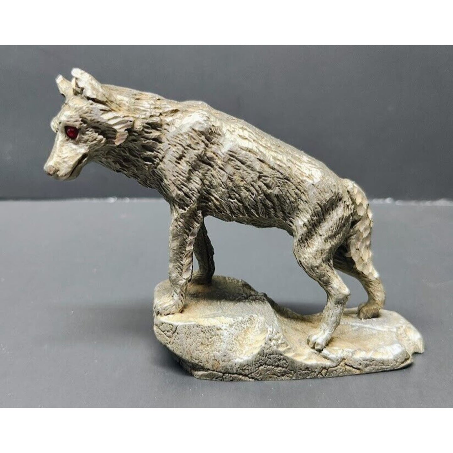 Vintage Fine Pewter Wolf Masterworks 1990 Statue Diamond Cut Figurine Figure