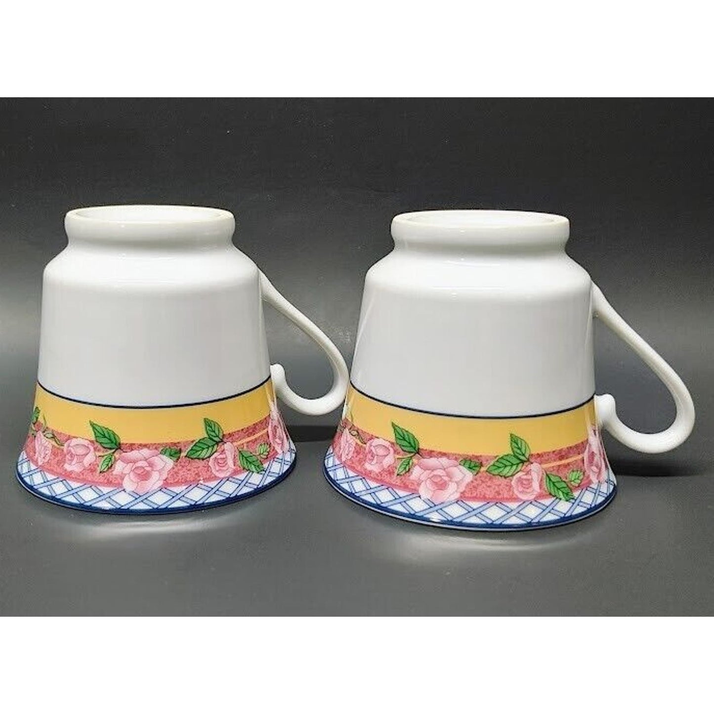 1996 SAKURA Ultra Porcelain TRELLIS ROSE TEAPOT & 2 Cups and Saucers Display