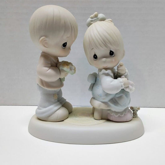 Precious Moments Figurine ~ My Love Blooms for You #521728